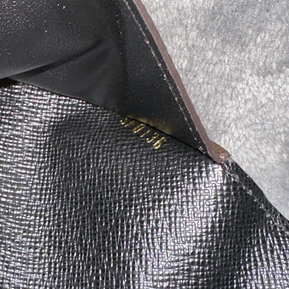 Louis Vuitton Monogram Daily Organizer in Noir - Picture 10 of 12